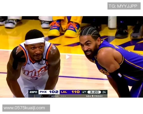 湖人队与雷霆队激战正酣谁能在这场对决中笑到最后